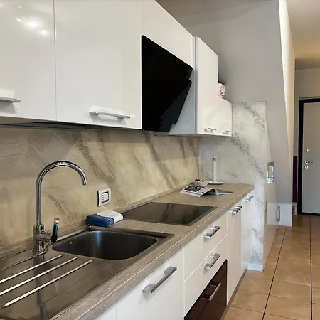 Casa - Larihome A100 Daire Gravedona