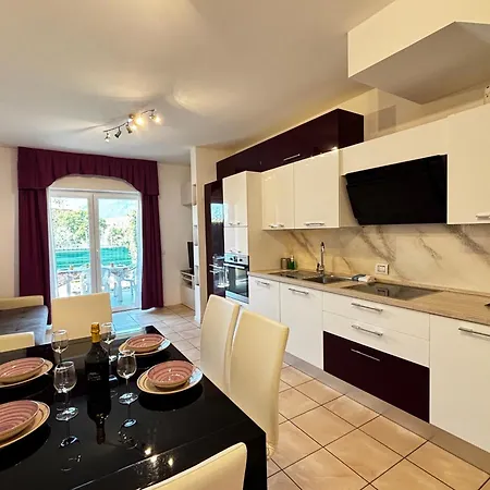 Lägenhet Casa - Larihome A100